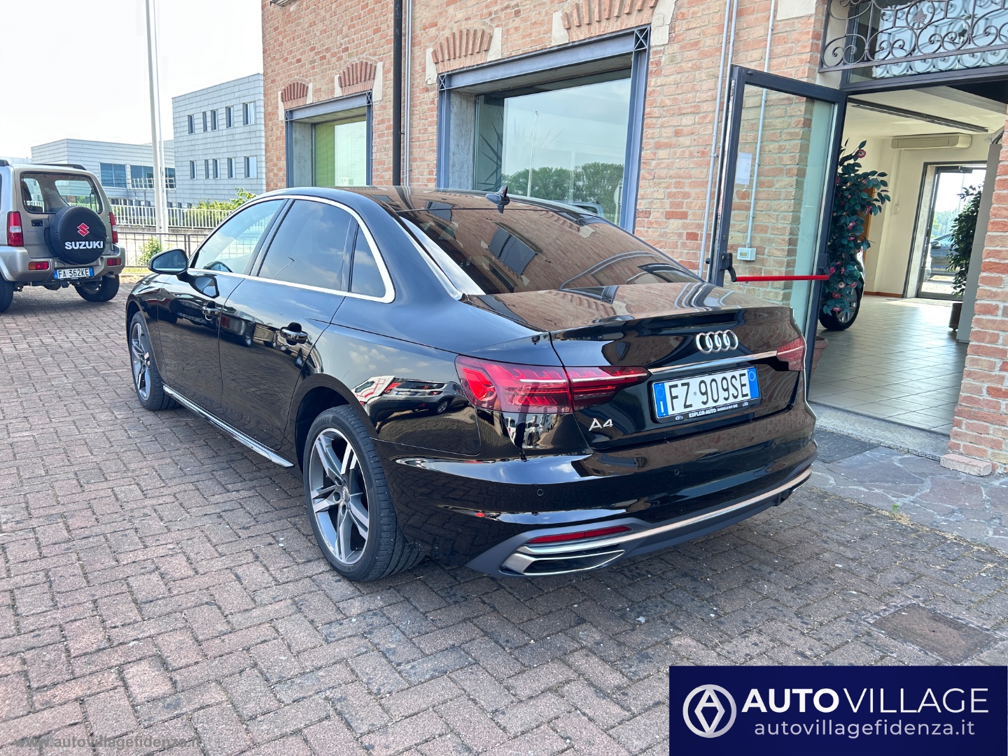 A4 30 TDI/136CV S tronic S line edition - immagine 5