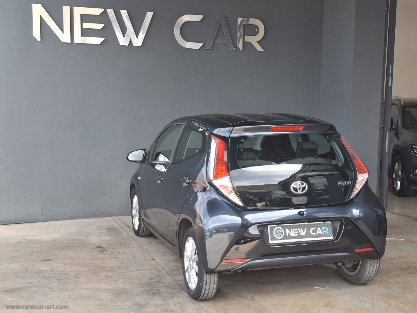 Aygo 1.0 VVT-i 69 CV 5p. x-wave - immagine 5