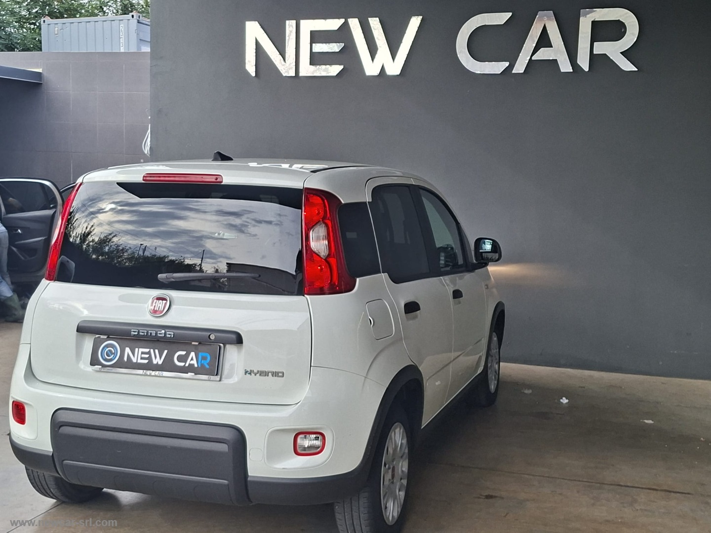 Panda 1.0 S&S Hybrid Van 2 posti - immagine 5