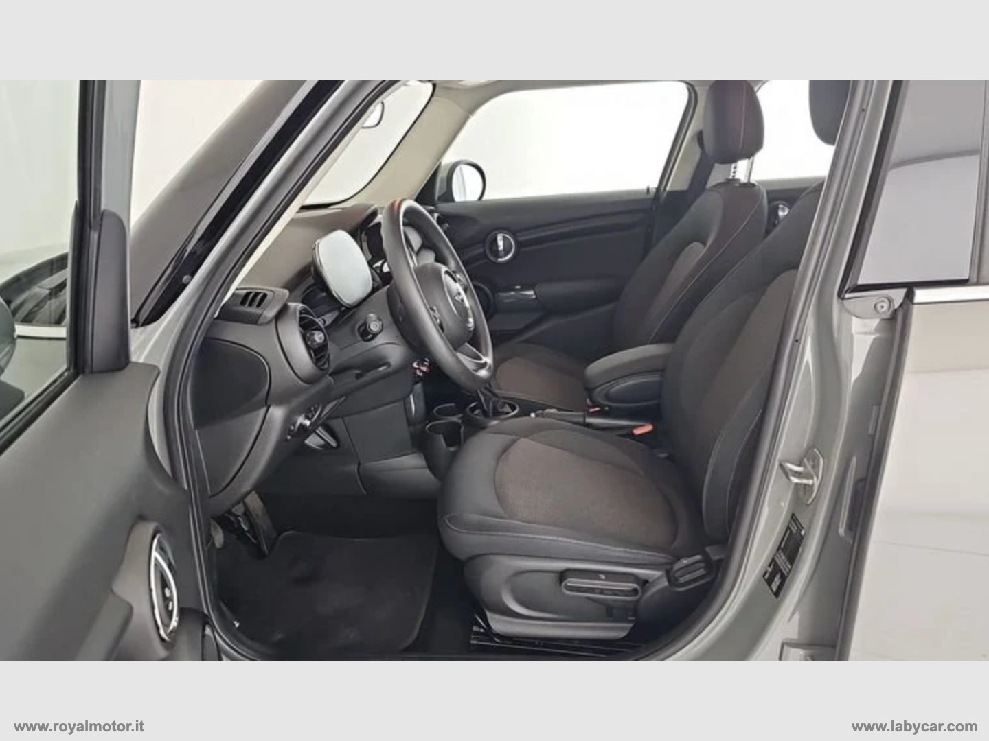 Mini Cooper 5 porte - immagine 5