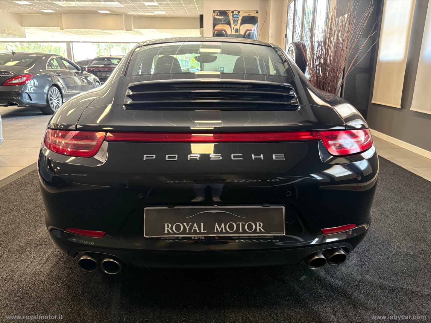 911 3.8 Carrera 4S Coupé GARANZIA UFFICIALE PORSCHE 01-2027 - immagine 5