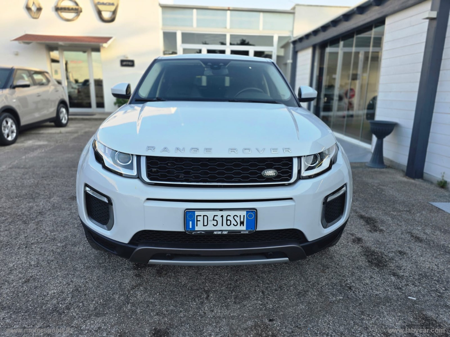 RR Evoque 2.0 TD4 150 CV 5p. Bs Ed. SE - immagine 5
