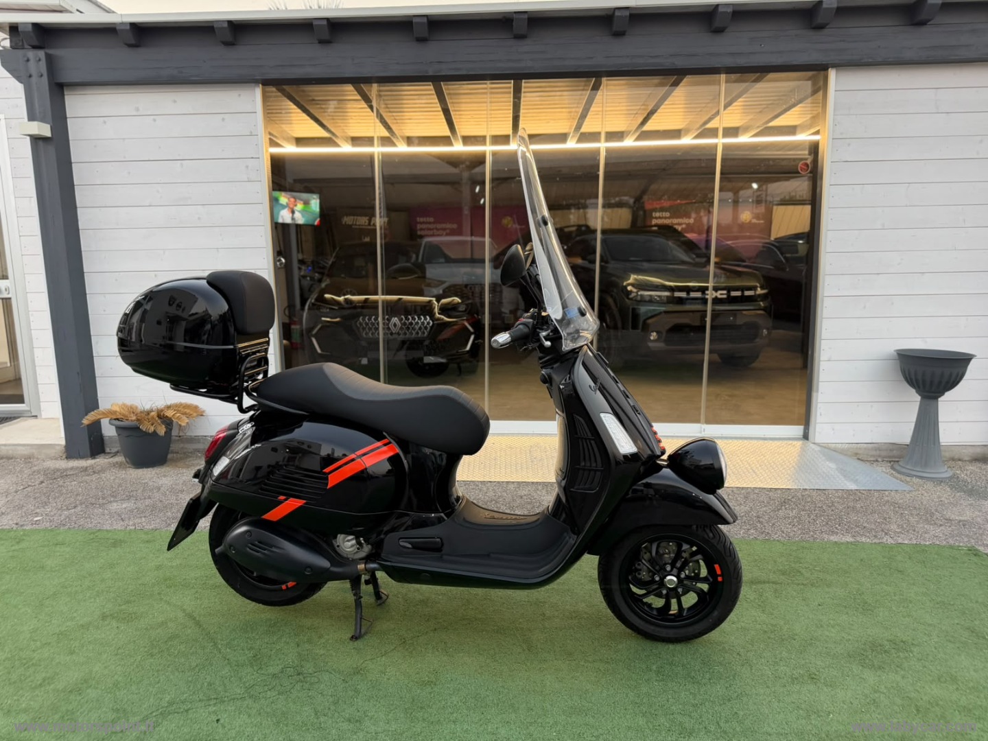 Vespa 300 GTV - immagine 5
