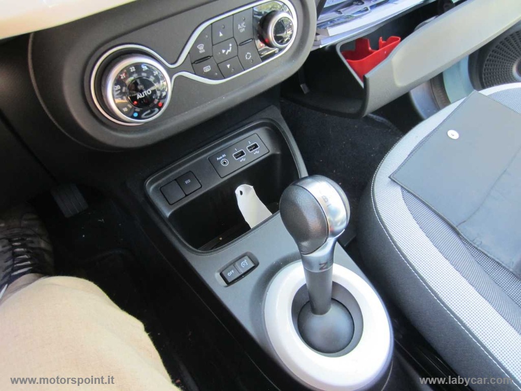 Twingo Electric Zen SOLO KM 4900 - immagine 5