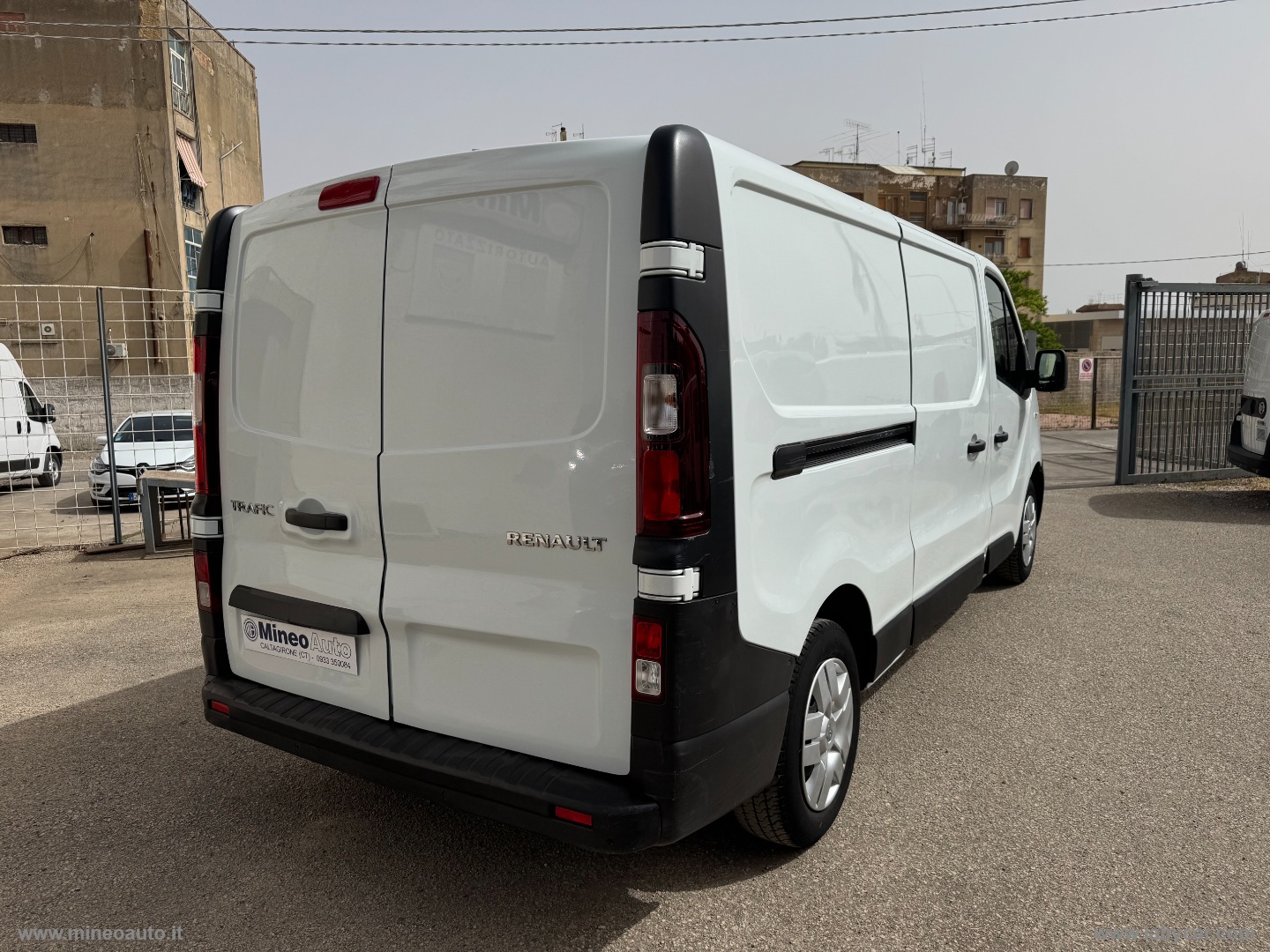Vivaro 2.0dCi 120CV Furgone Ice anno 2020 - immagine 5
