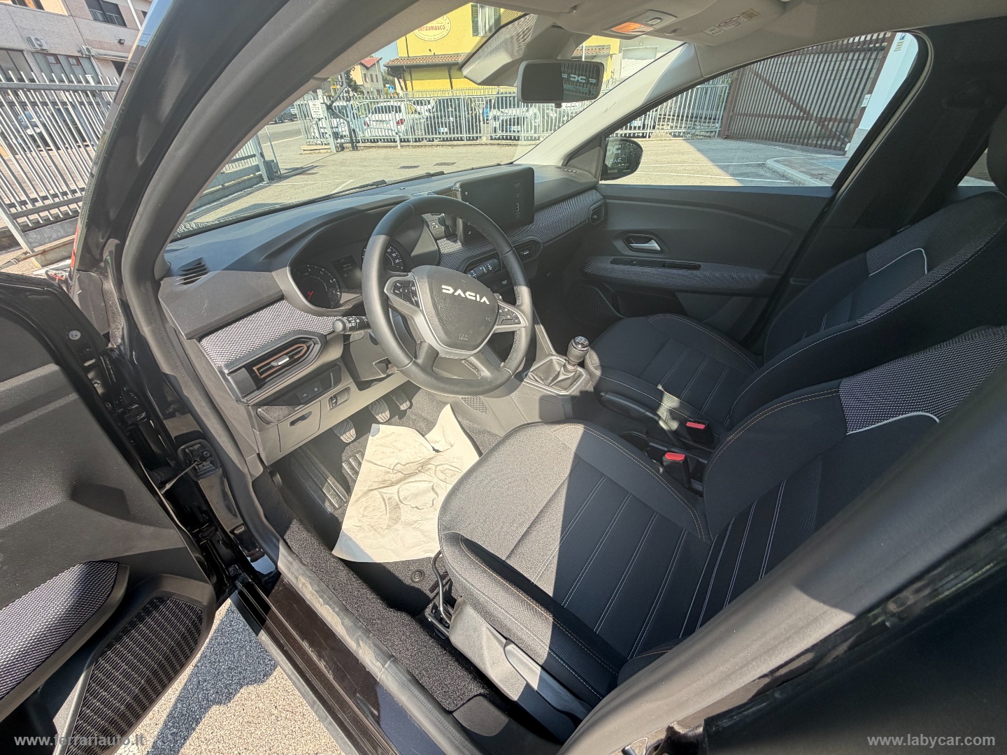 Sandero Stepway 1.0 TCe ECO-G Expression 5.000 KM!!!! - immagine 5