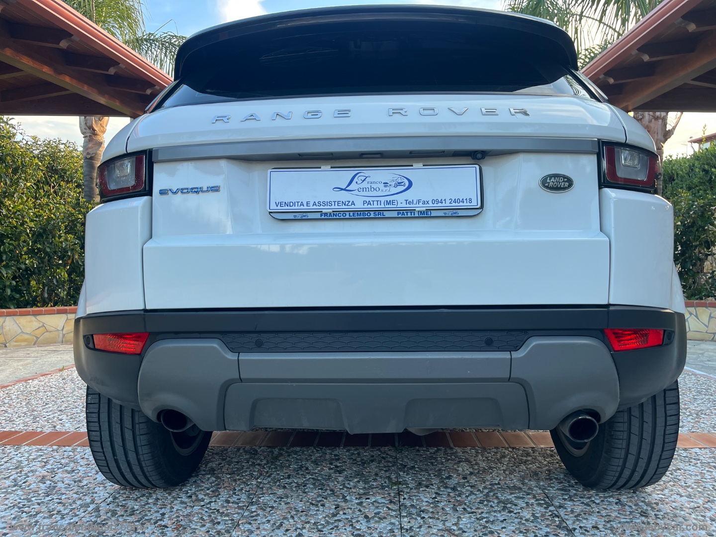 RR Evoque 2.0 eD4 5p. Bs Ed. Premium SE - immagine 5