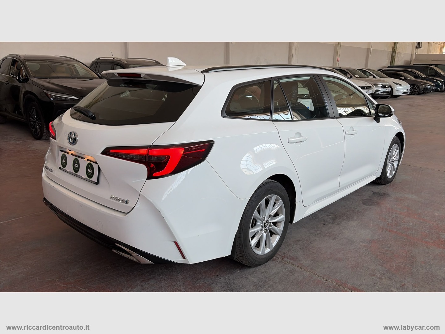 Corolla Active 1.8 Hybrid TS - immagine 5