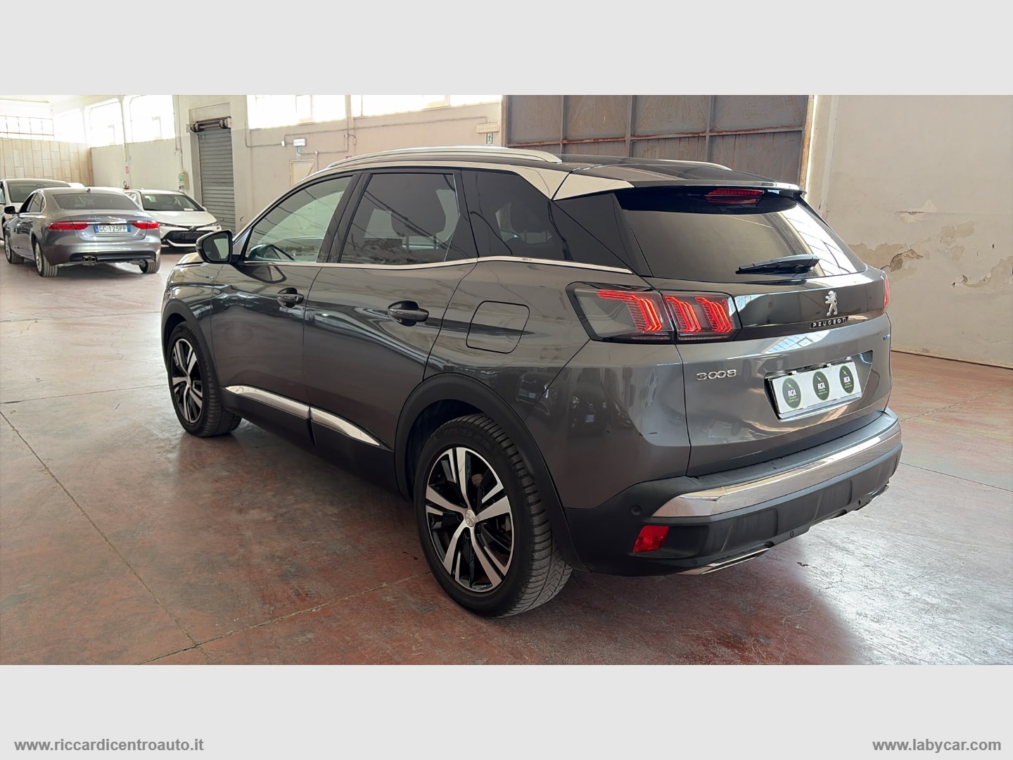 3008 Hybrid 225 e-EAT8 GT Pack - immagine 5