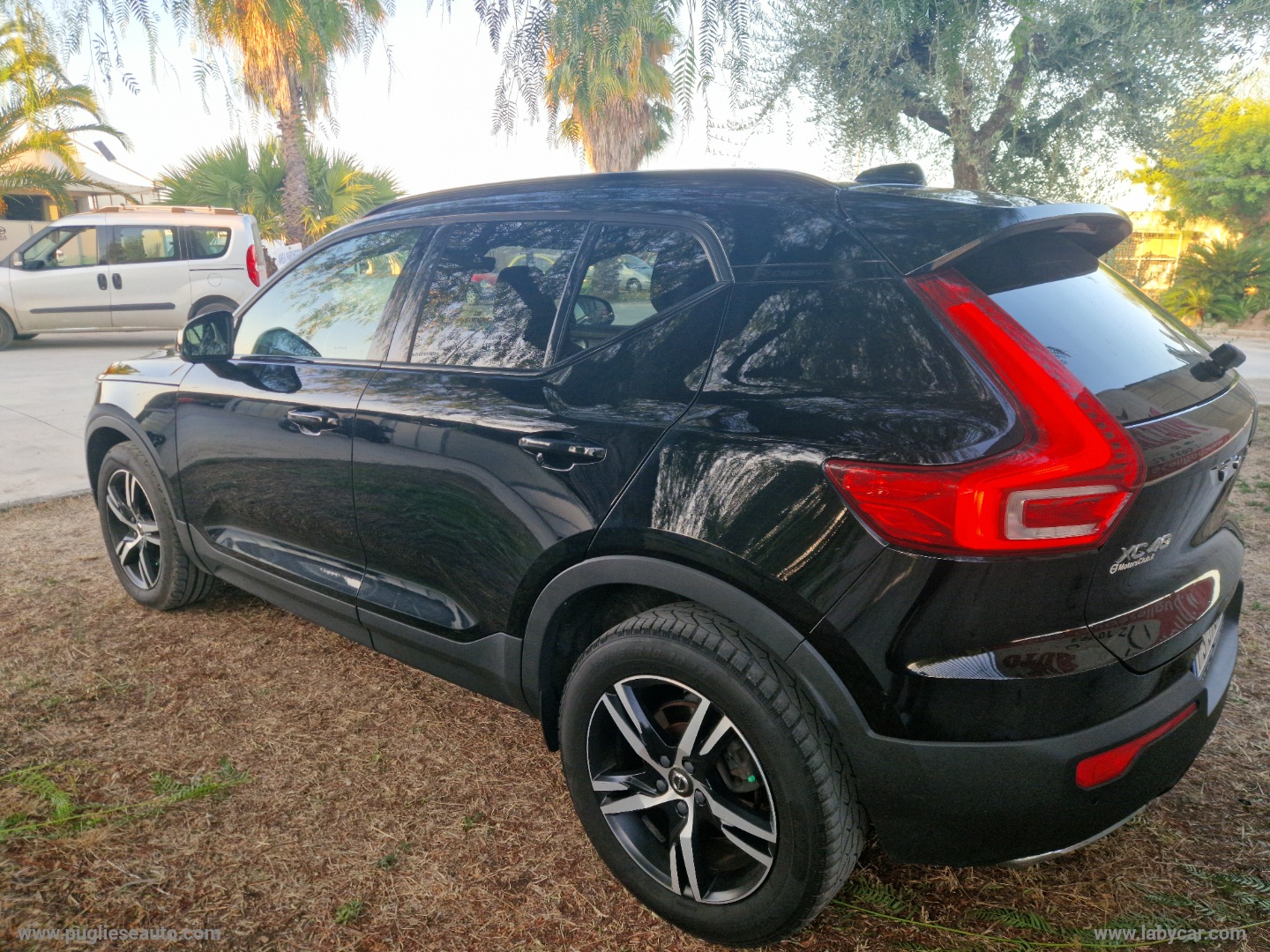 XC40 D3 AWD Geartronic R-design - immagine 5