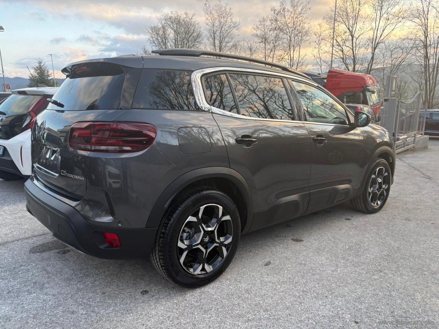 C5 Aircross BlueHDi 130 S&S EAT8 Max - immagine 5