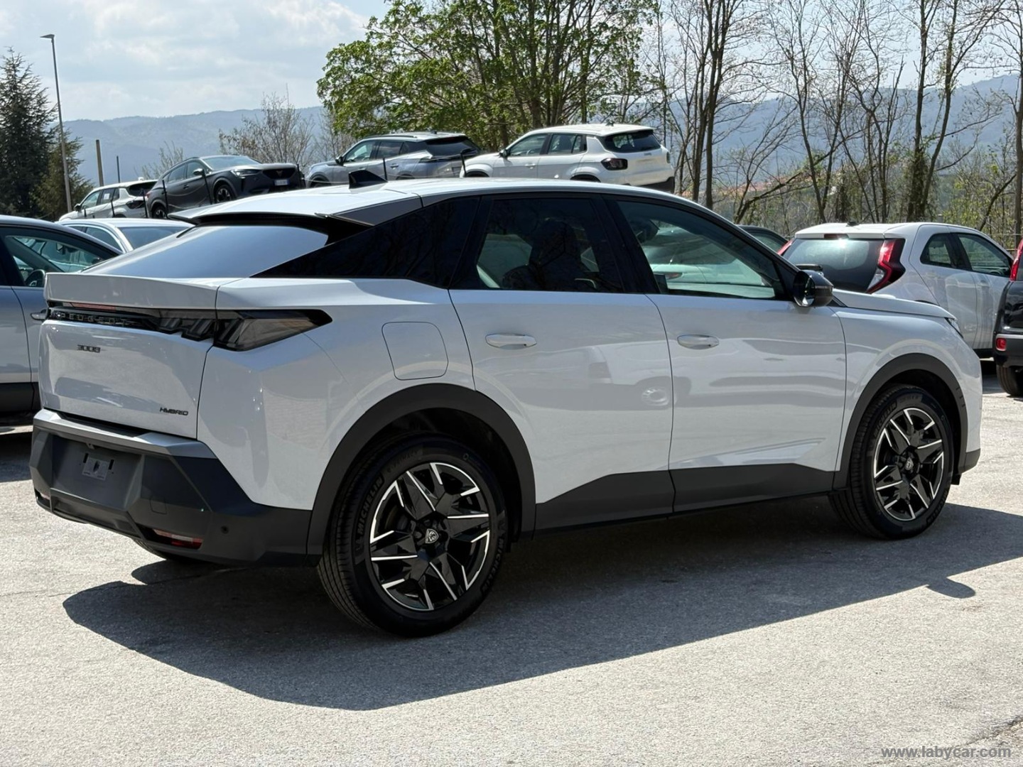 3008 Hybrid 136 e-DCS6 Allure - immagine 5