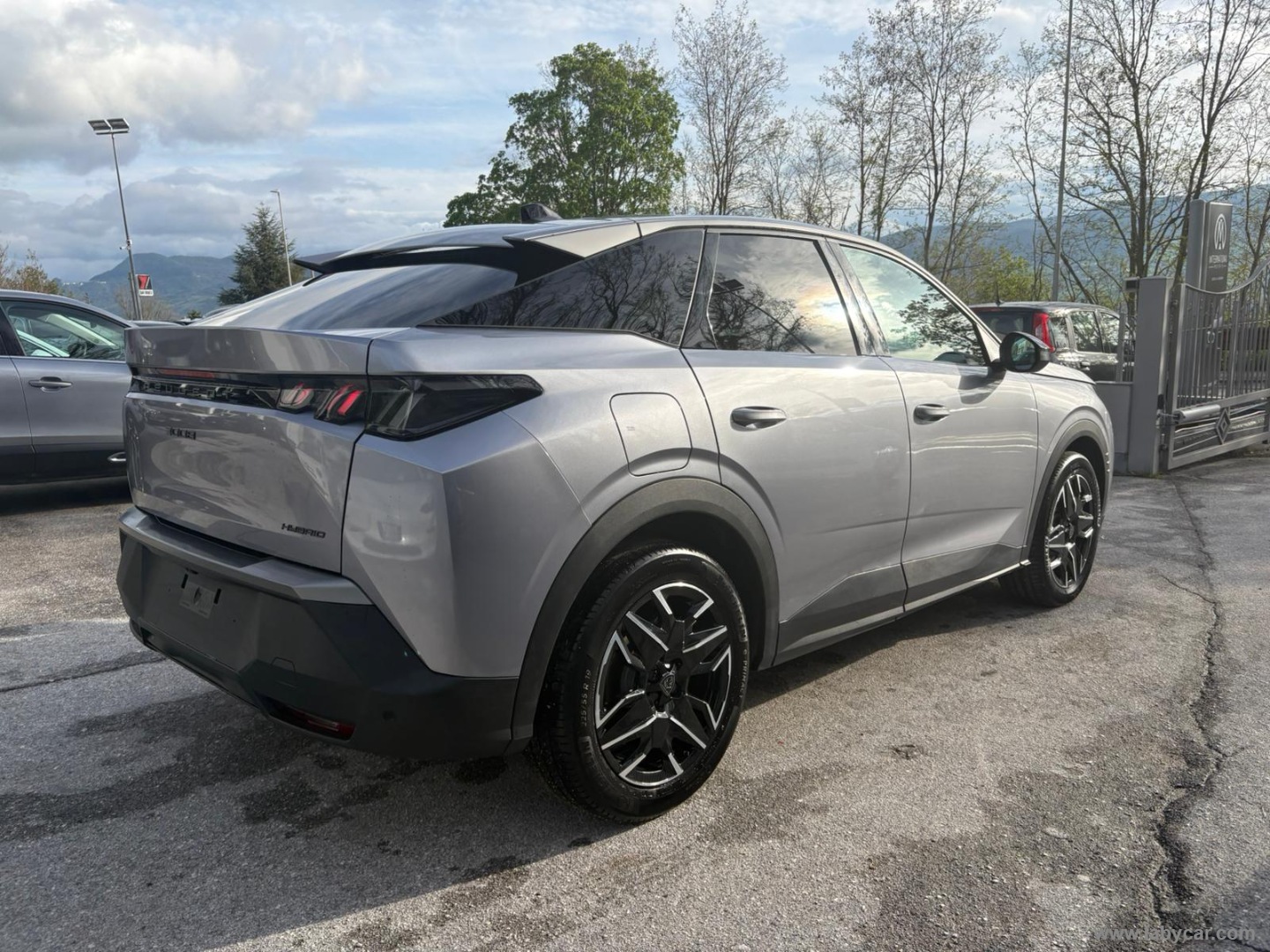 3008 Hybrid 136 e-DCS6 Allure - immagine 5