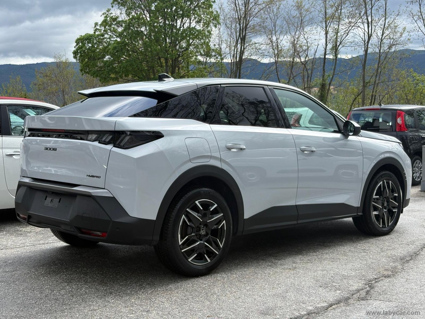 3008 Hybrid 136 e-DCS6 Allure - immagine 5