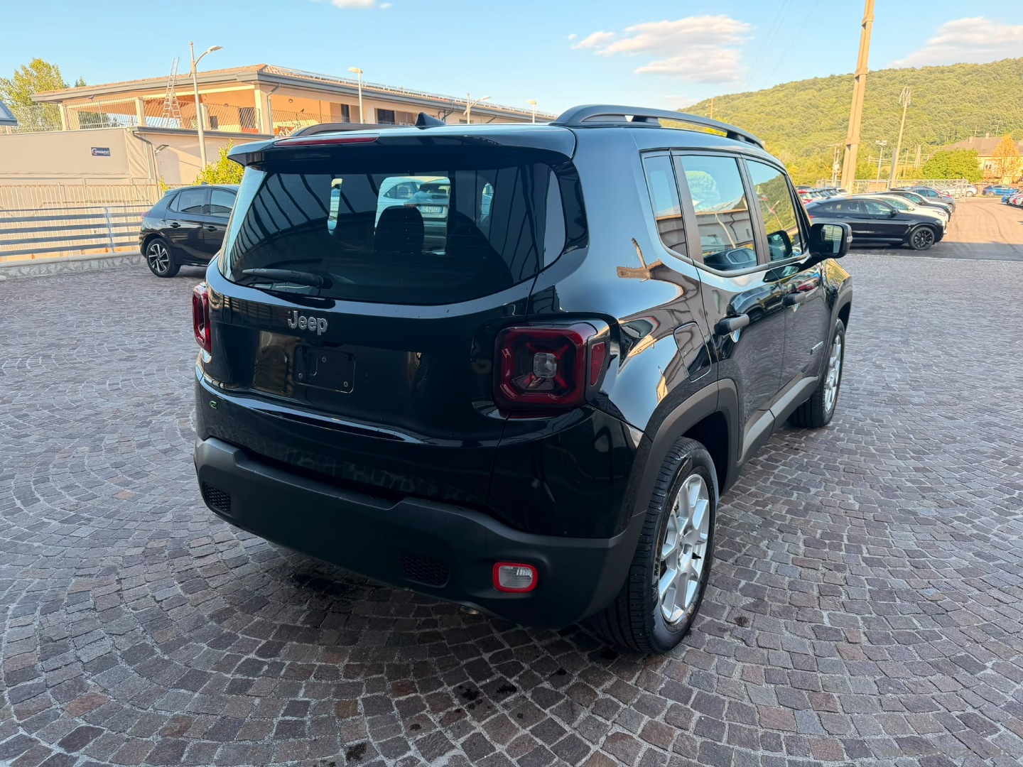 Jeep Renegade 1.5 T4 MHEV Altitude - Immagine 5