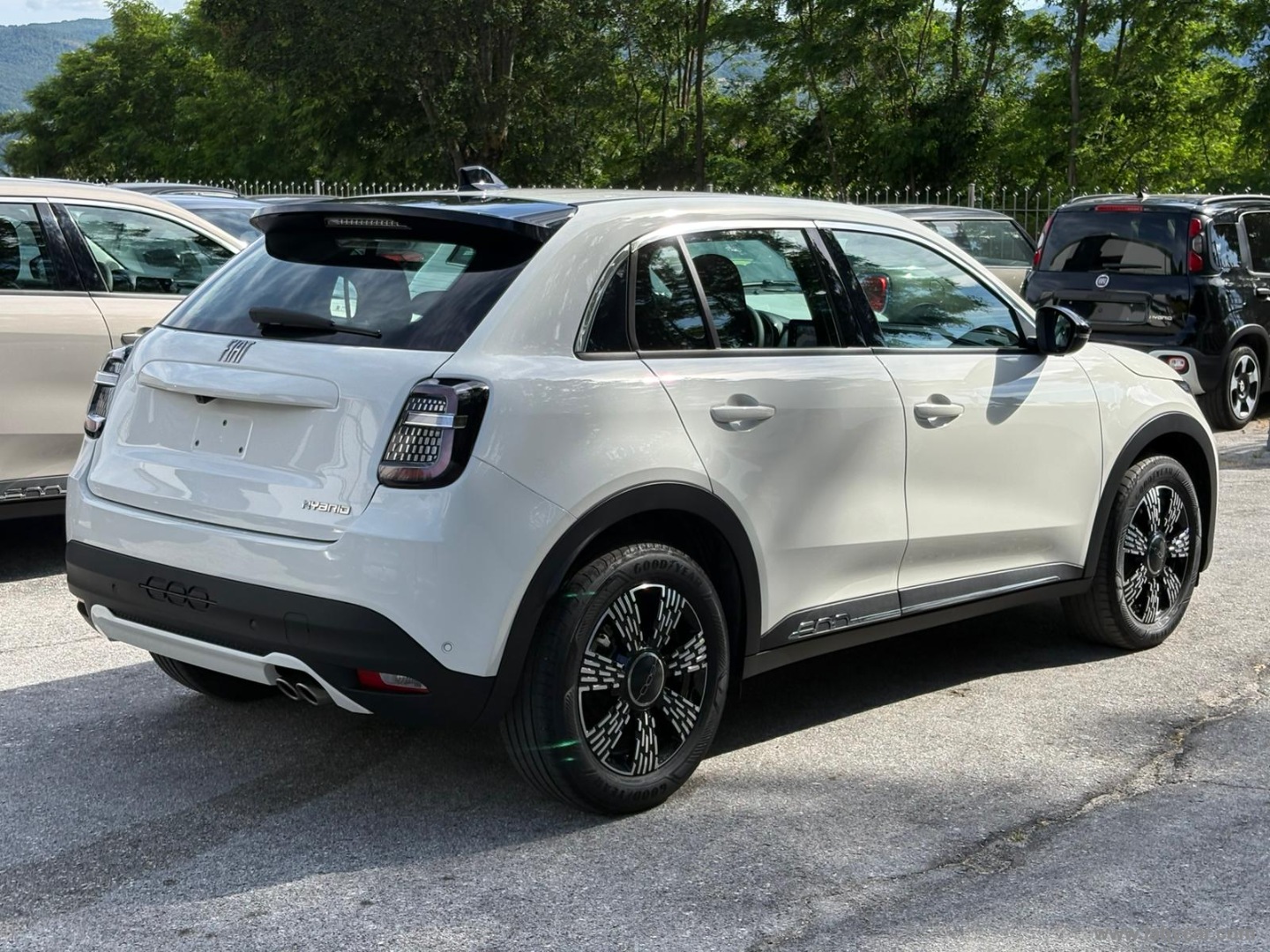 600 Hybrid 145 CV DCT MHEV Icon - immagine 5