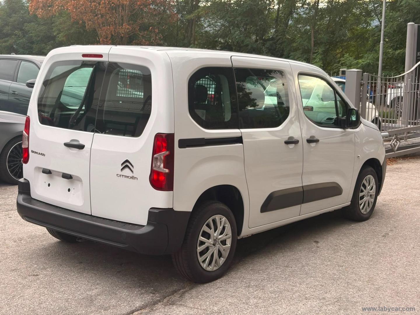 Citroën BERLINGO BlueHDi 100 S&S Combi Live - Immagine 5