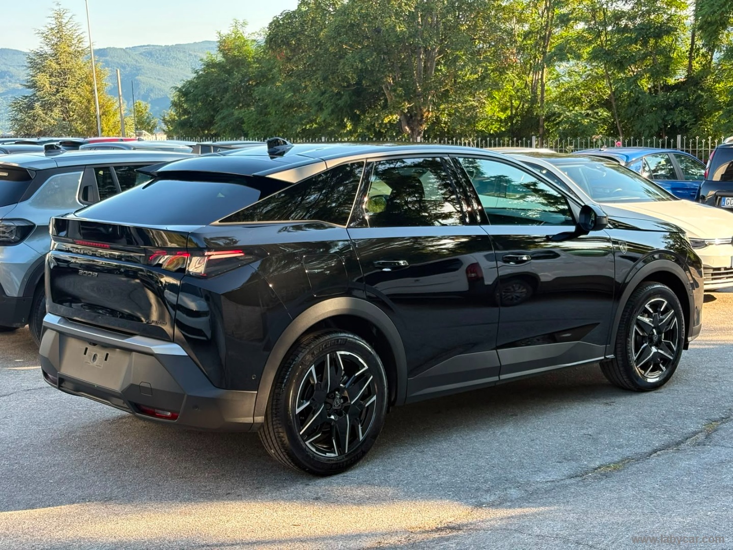 Peugeot 3008 Hybrid 145 e-DCS6 GT - Immagine 5
