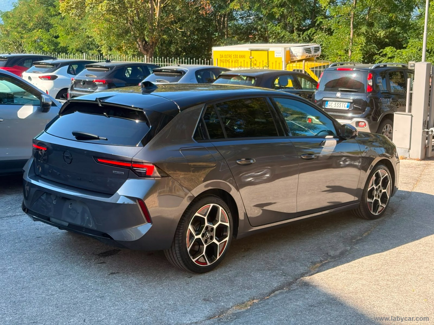 Opel Astra 1.6 PHEV 180 CV AT8 GS - Immagine 5