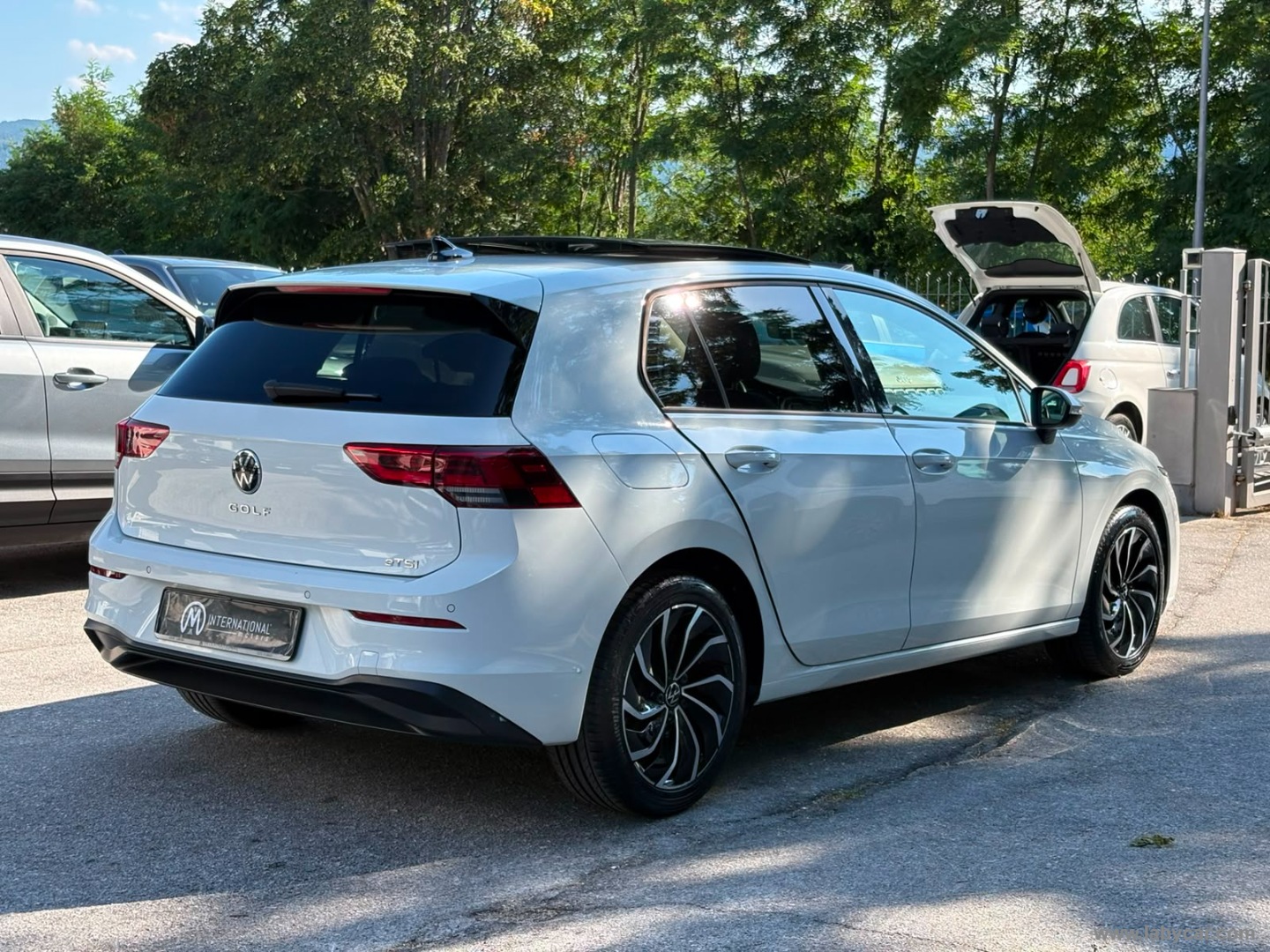 Volkswagen Golf 1.5 eTSI 130 CV EVO DSG Life - Immagine 5