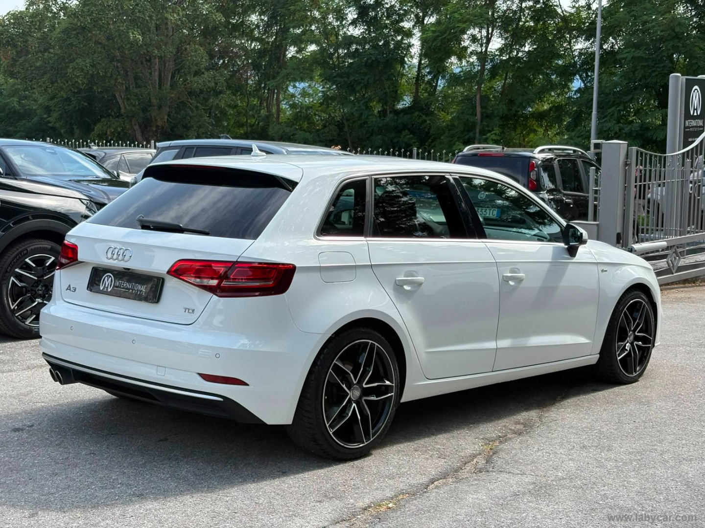 Audi A3 SPB 2.0 TDI Sport - Immagine 5
