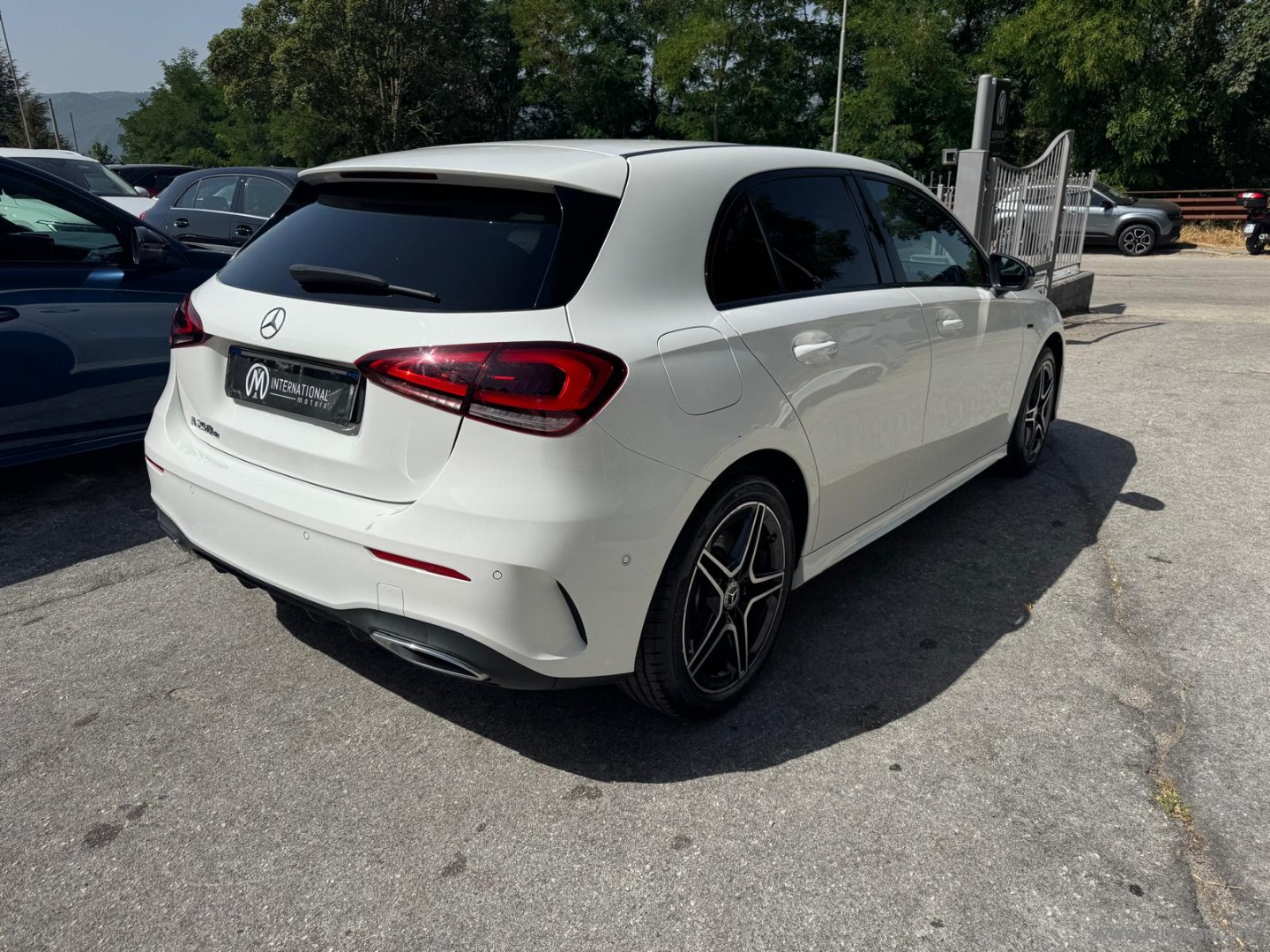 Mercedes-Benz Classe A A 250 e Automatic Plug-in hybrid Premium - Immagine 5