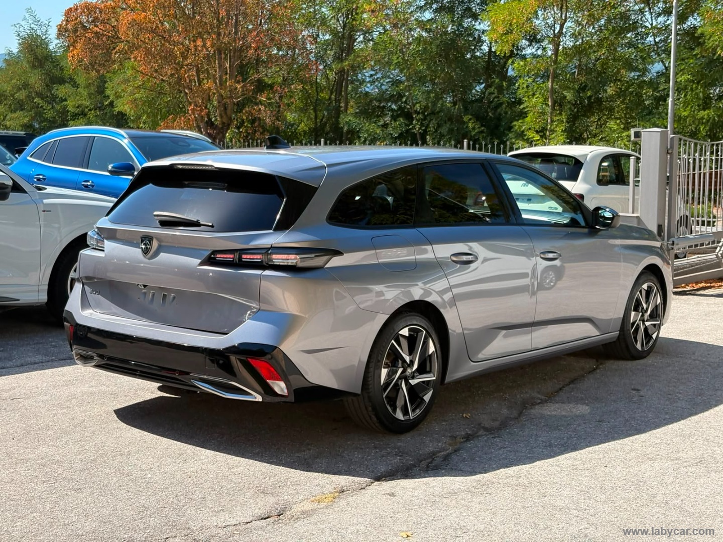 Peugeot 308 BlueHDi 130 S&S EAT8 SW Allure - Immagine 5