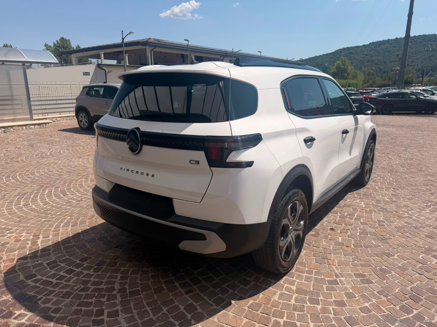 Citroën C3 Aircross PureTech Turbo 100 Plus - Immagine 5