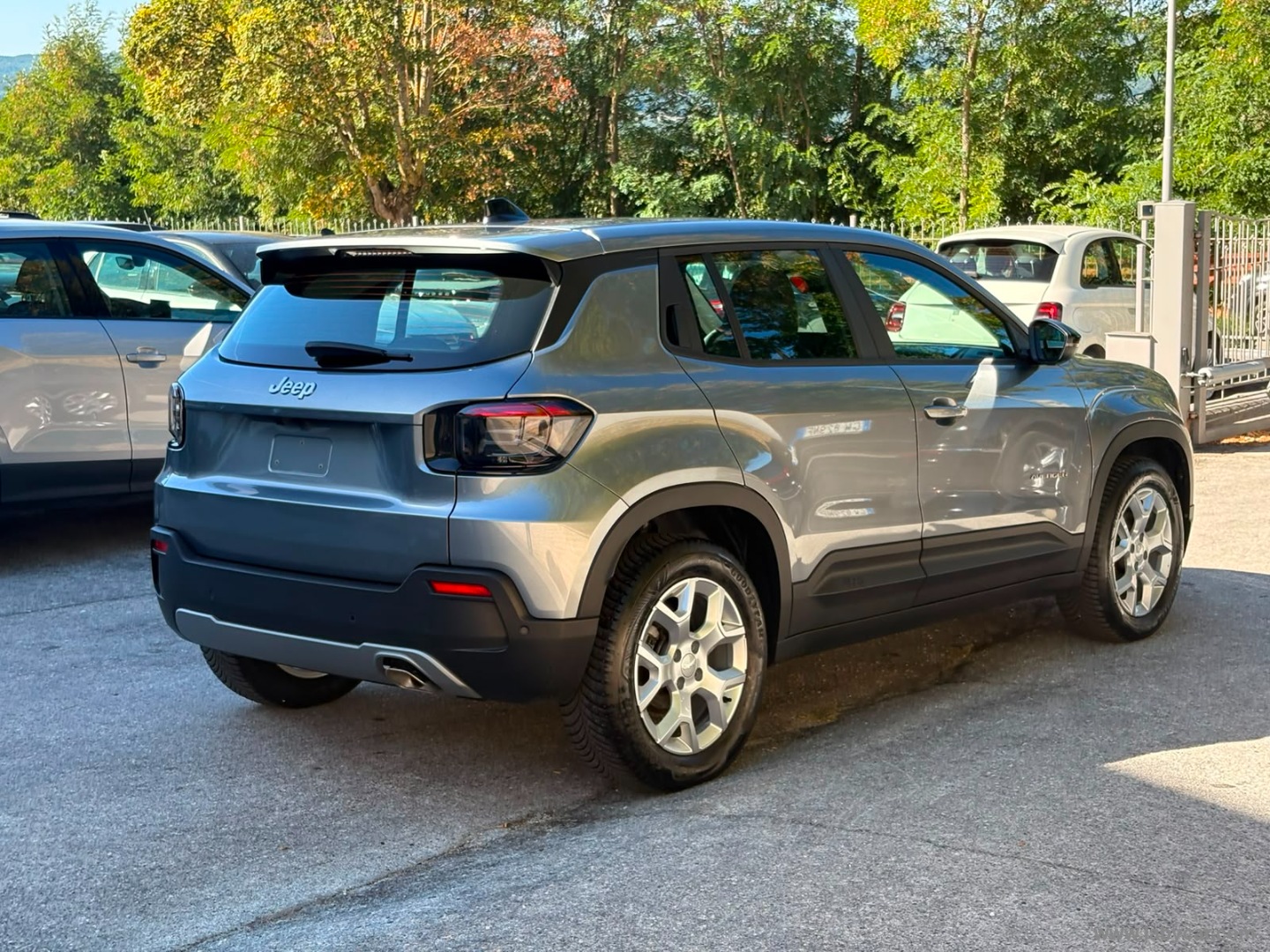 Jeep Avenger 1.2 Turbo Altitude - Immagine 5