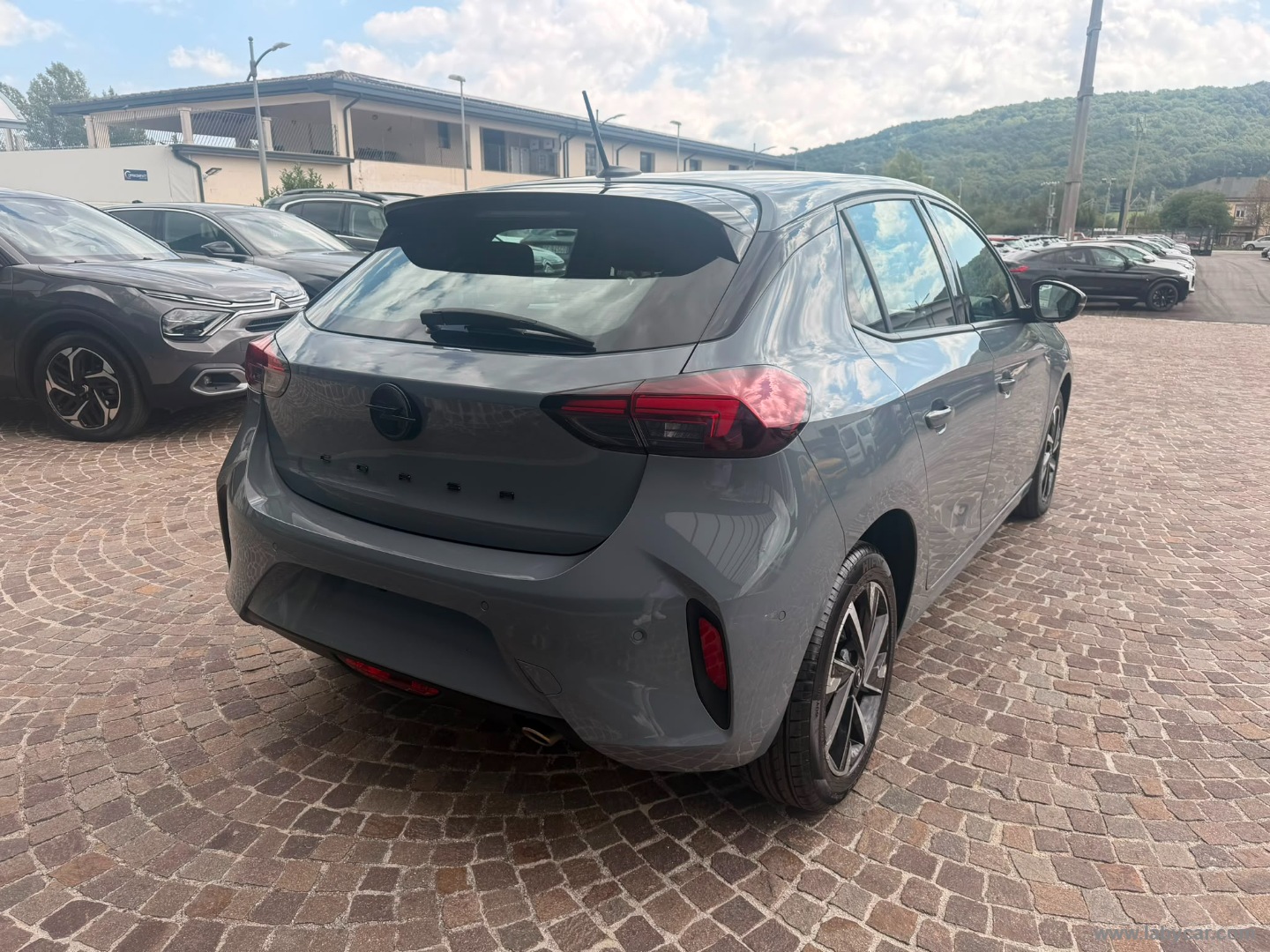 Opel Corsa 1.2 100 CV GS - Immagine 5