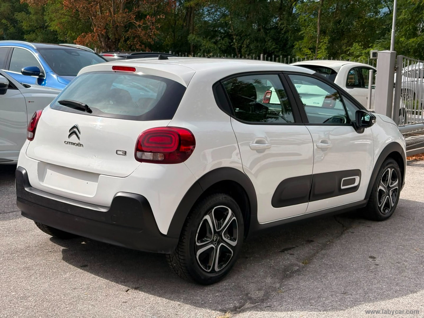 Citroën C3 BlueHDi 100 S&S Feel - Immagine 5