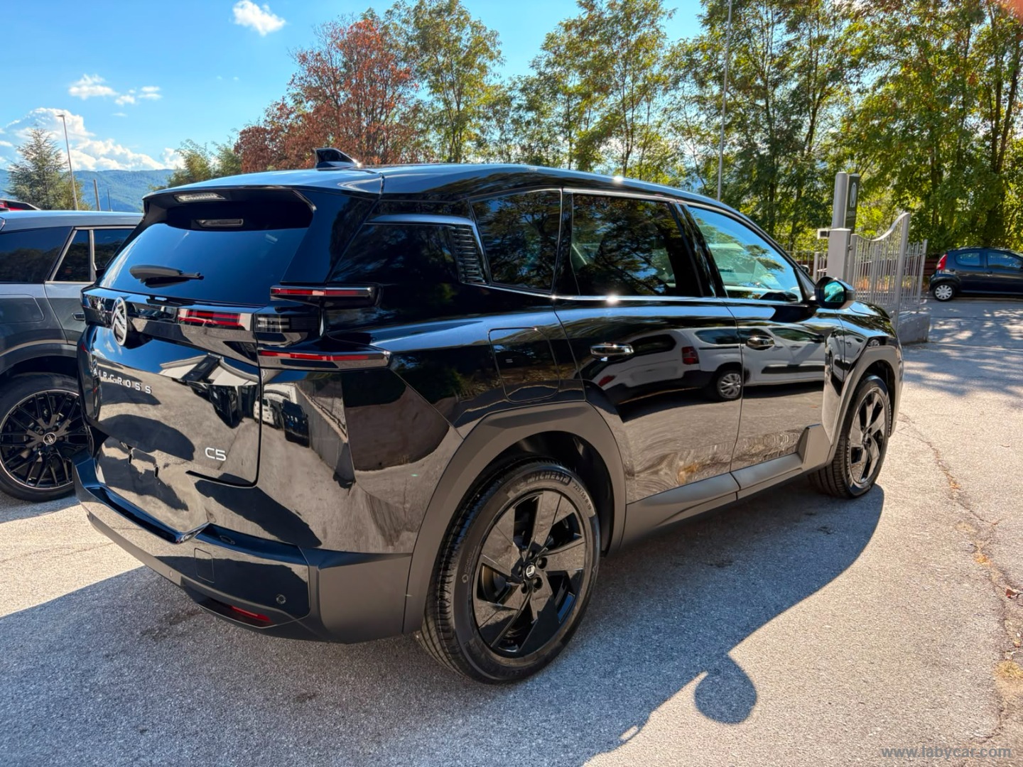 Citroën C5 Aircross Hybrid 145 e-DCS6 Plus - Immagine 5