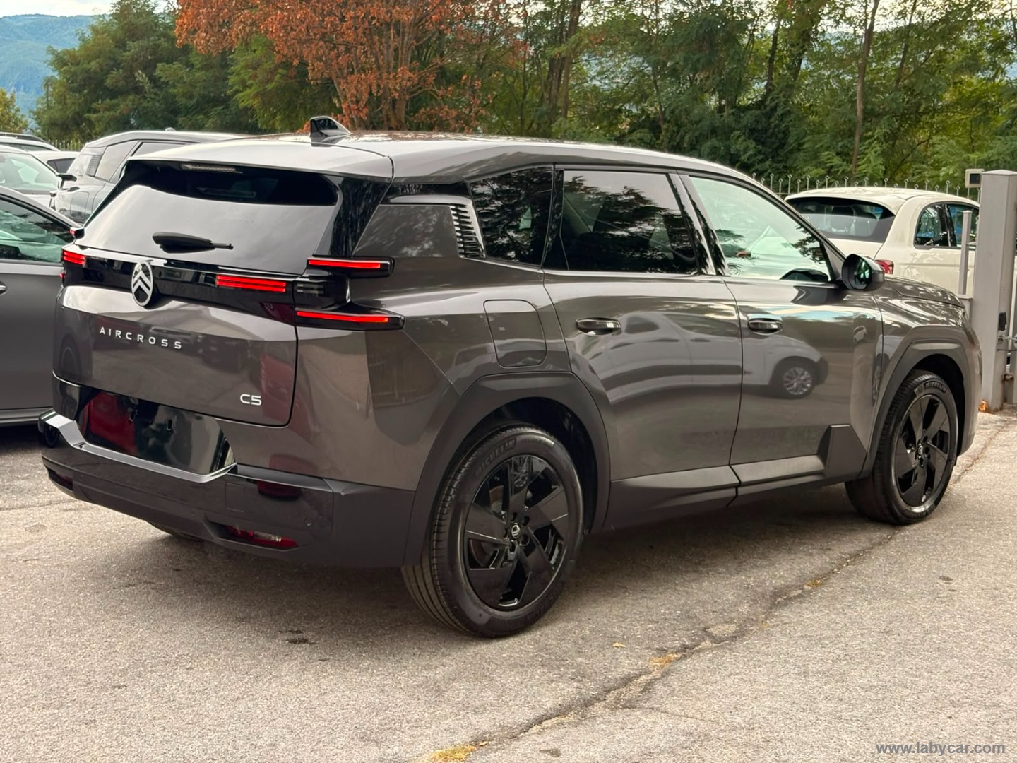 Citroën C5 Aircross Hybrid 145 e-DCS6 Plus - Immagine 5