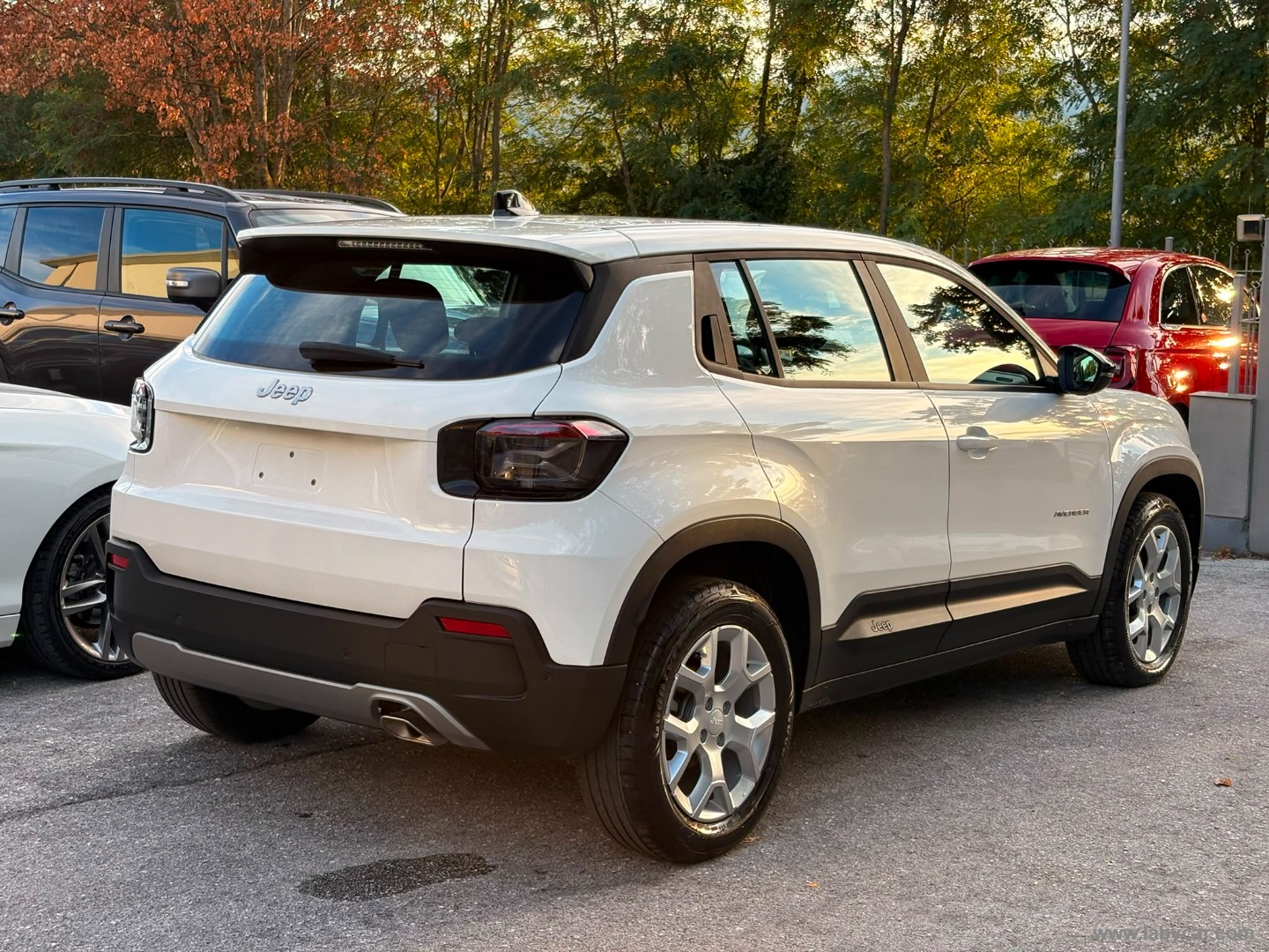 Jeep Avenger 1.2 Turbo Altitude - Immagine 5