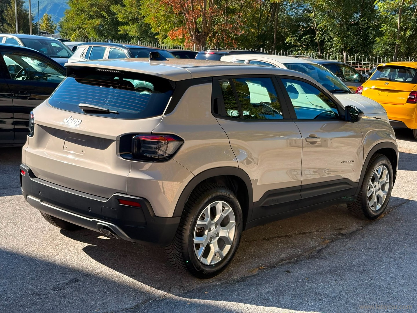 Jeep Avenger 1.2 Turbo Altitude - Immagine 5
