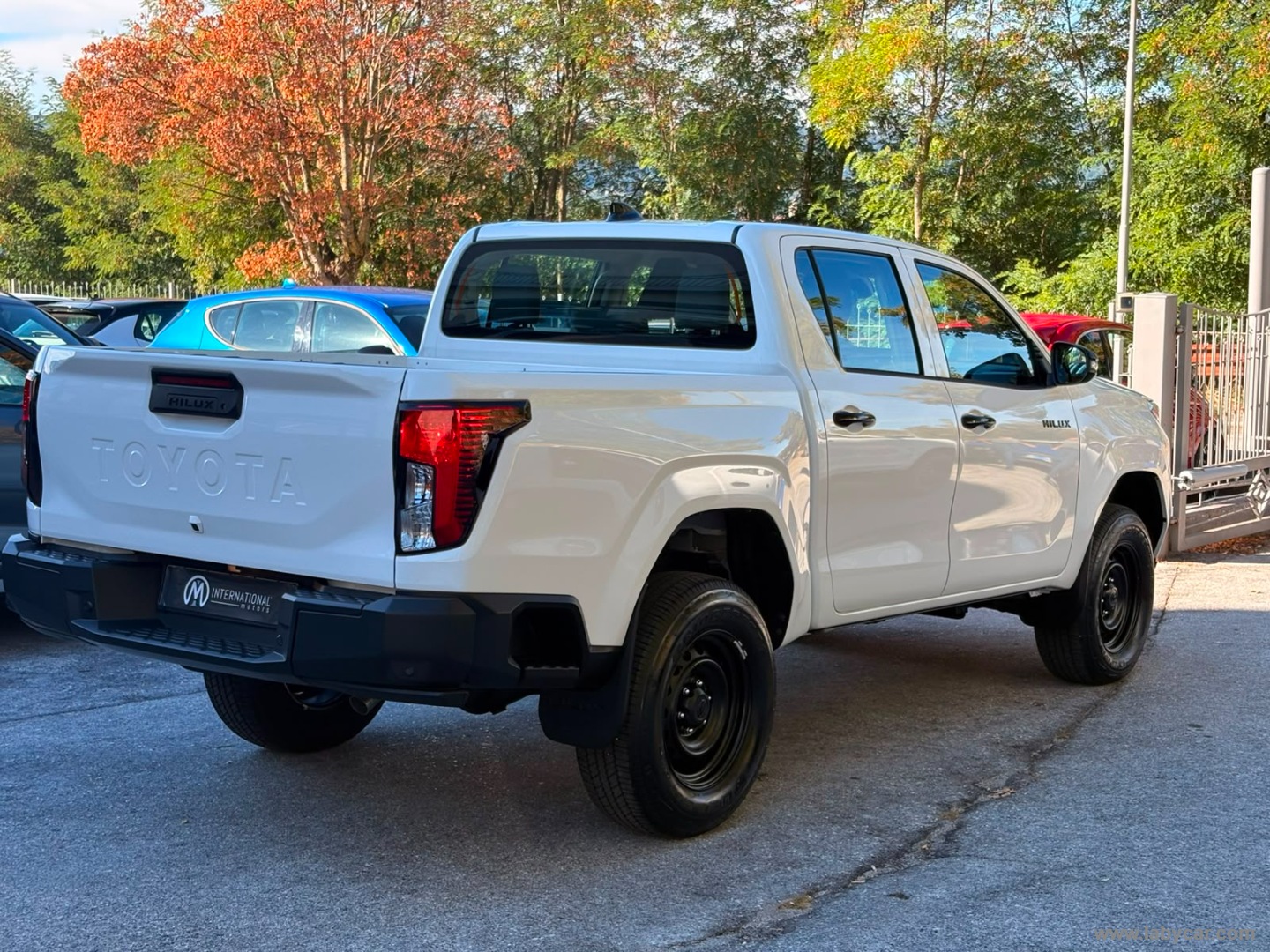 Toyota Hilux 2.8 D-4D 48V A/T 4WD DC Hilux - Immagine 5