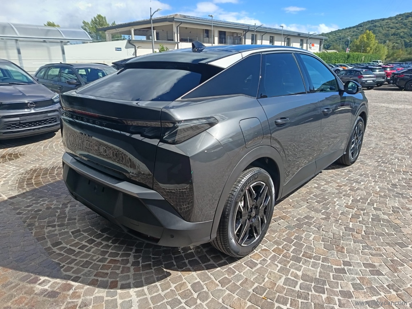 Peugeot 3008 Hybrid 145 e-DCS6 GT - Immagine 5