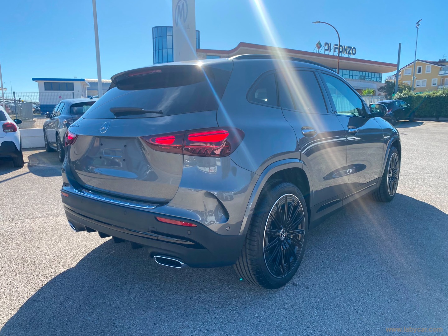 Mercedes-Benz Classe GLA 200 d Automatic AMG Line Extra - Immagine 5