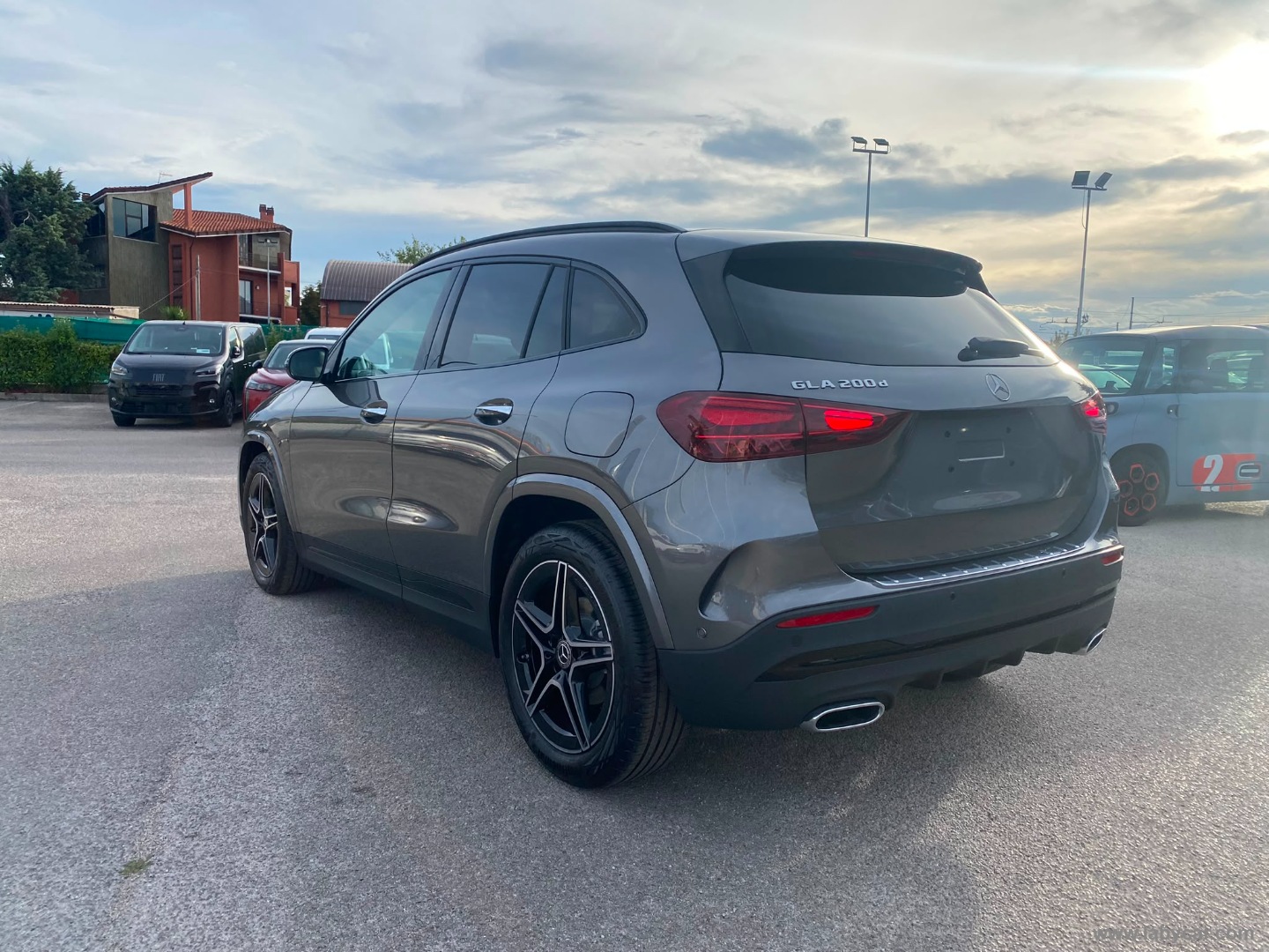 Mercedes-Benz Classe GLA GLA 200 d Automatic AMG Line Extra - Immagine 5