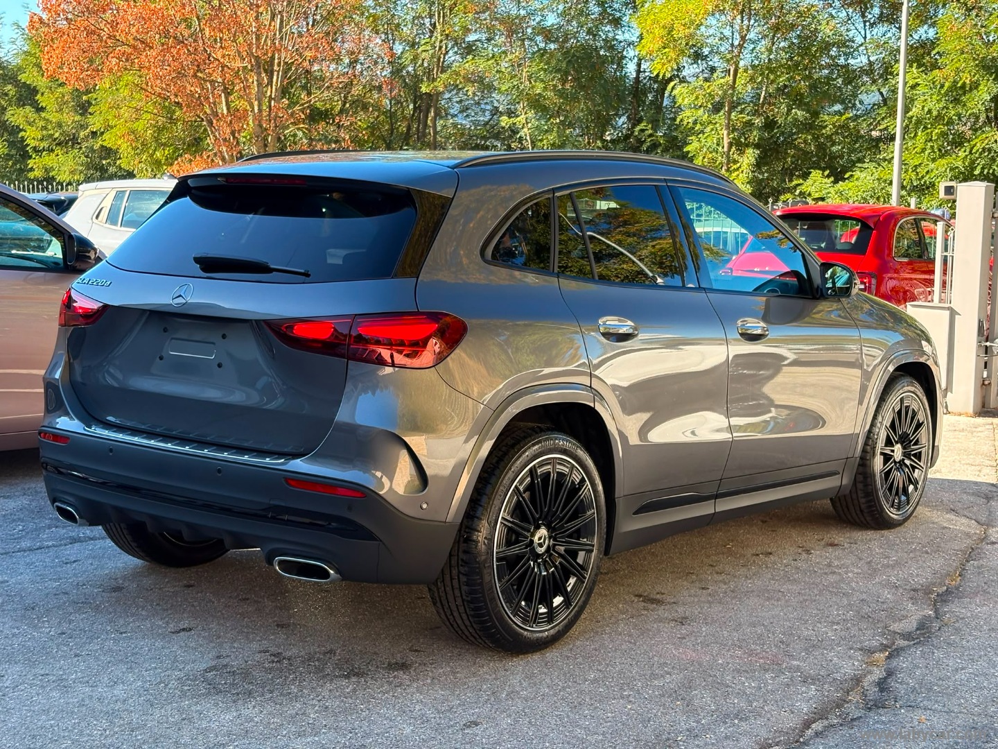 Mercedes-Benz Classe GLA 200 d Automatic AMG Line Extra - Immagine 5