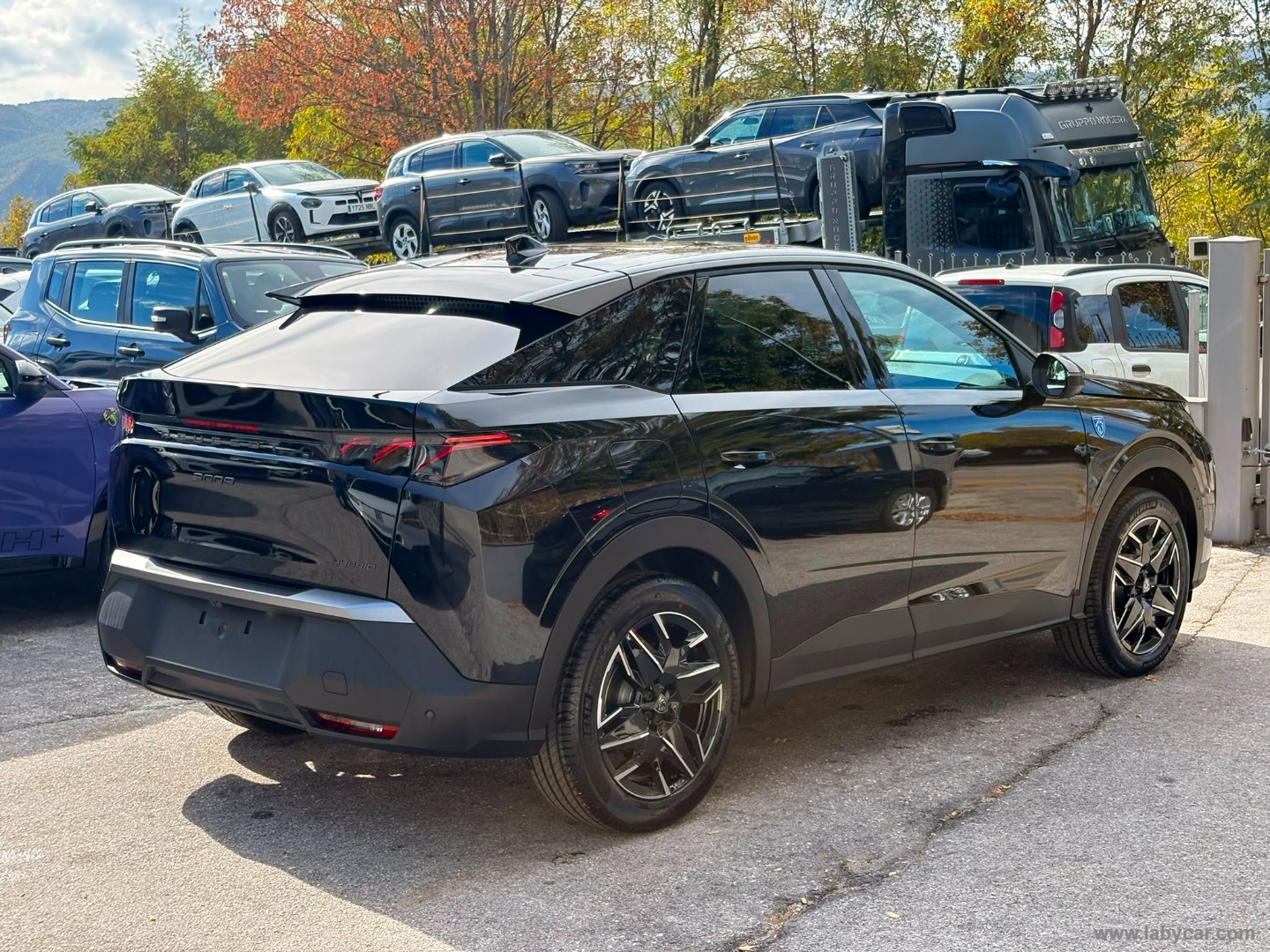 Peugeot 3008 Hybrid 145 e-DCS6 GT - Immagine 5