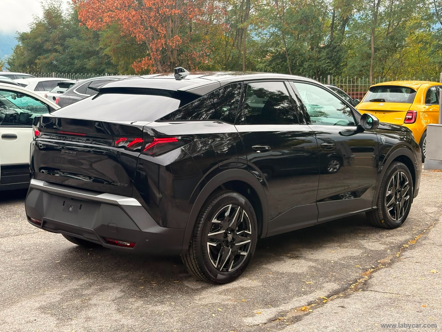 Peugeot 3008 Hybrid 145 e-DCS6 GT - Immagine 5