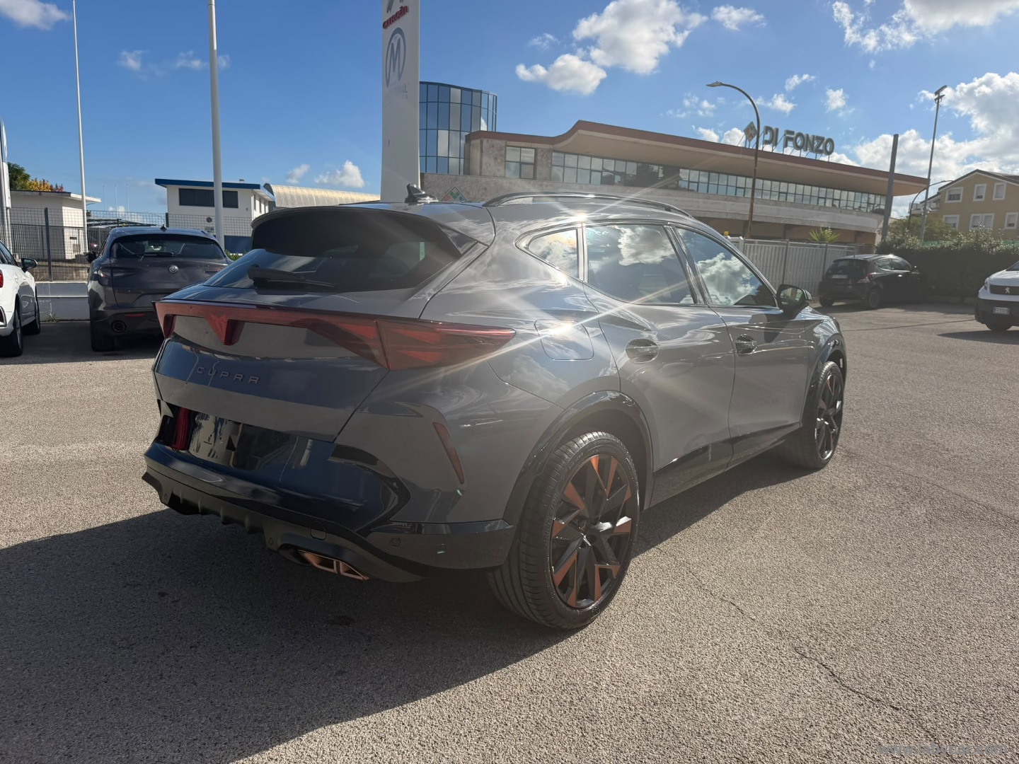 CUPRA Formentor 1.5 e-Hybrid DSG - Immagine 5