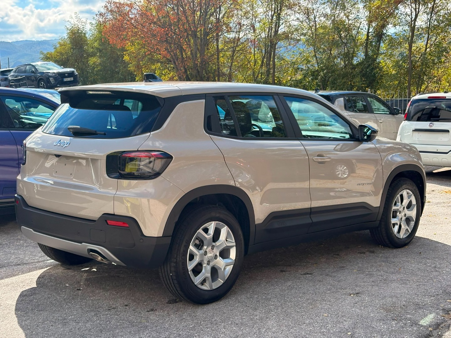 Jeep Avenger 1.2 Turbo Altitude - Immagine 5