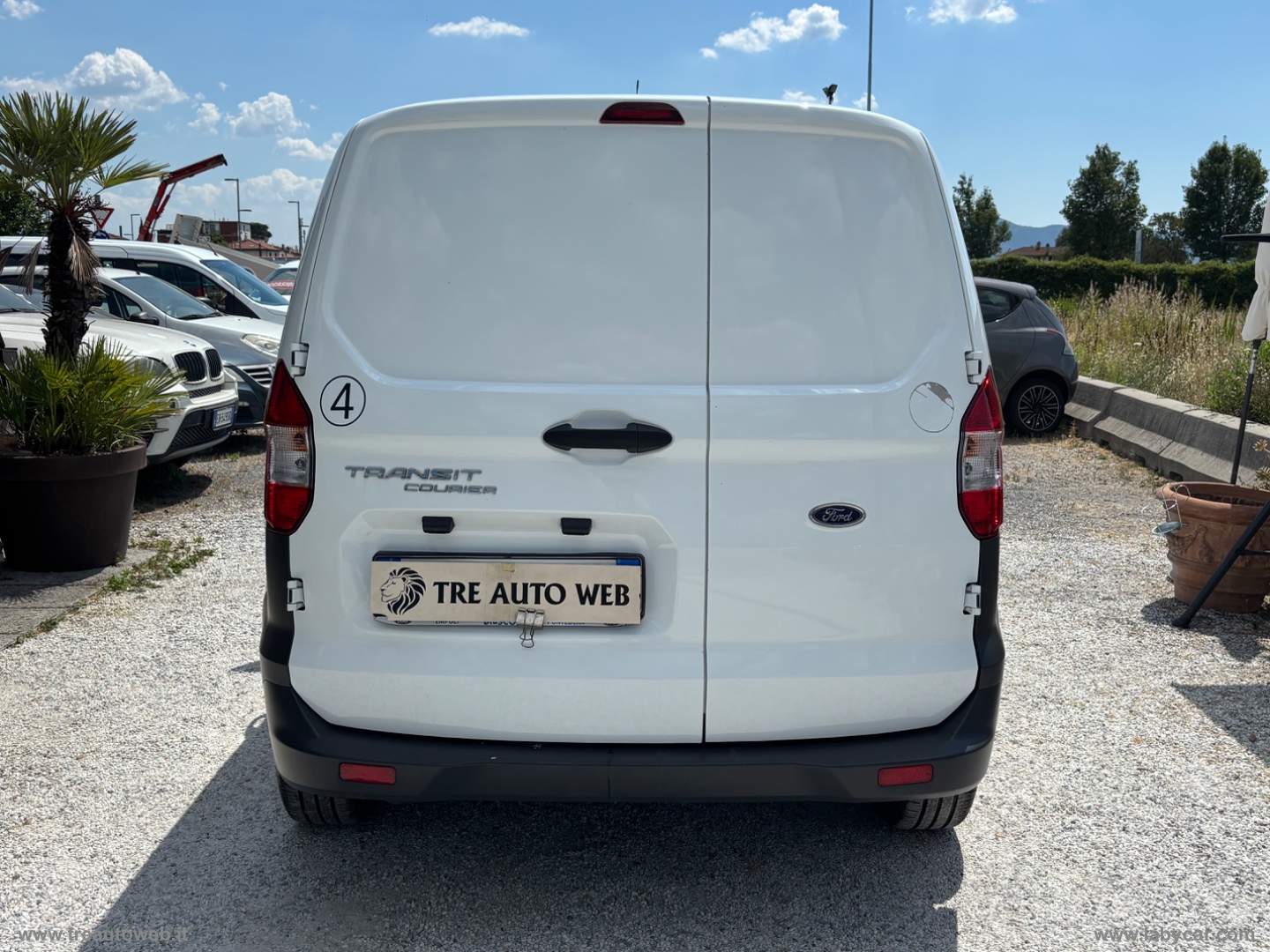 Transit Courier 1.5 TDCi 75CV Van Trend - immagine 5