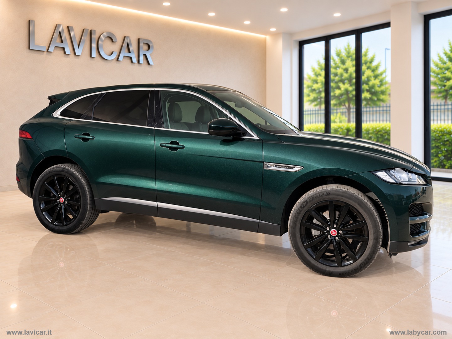 F-Pace 2.0 D 180 CV AWD aut. R-Sport - immagine 5