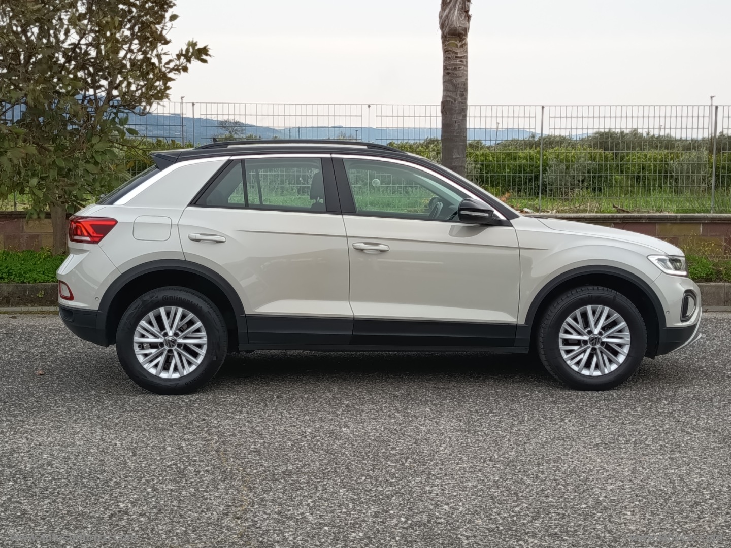 T-Roc 1.0 TSI Life BICOLORE - immagine 5