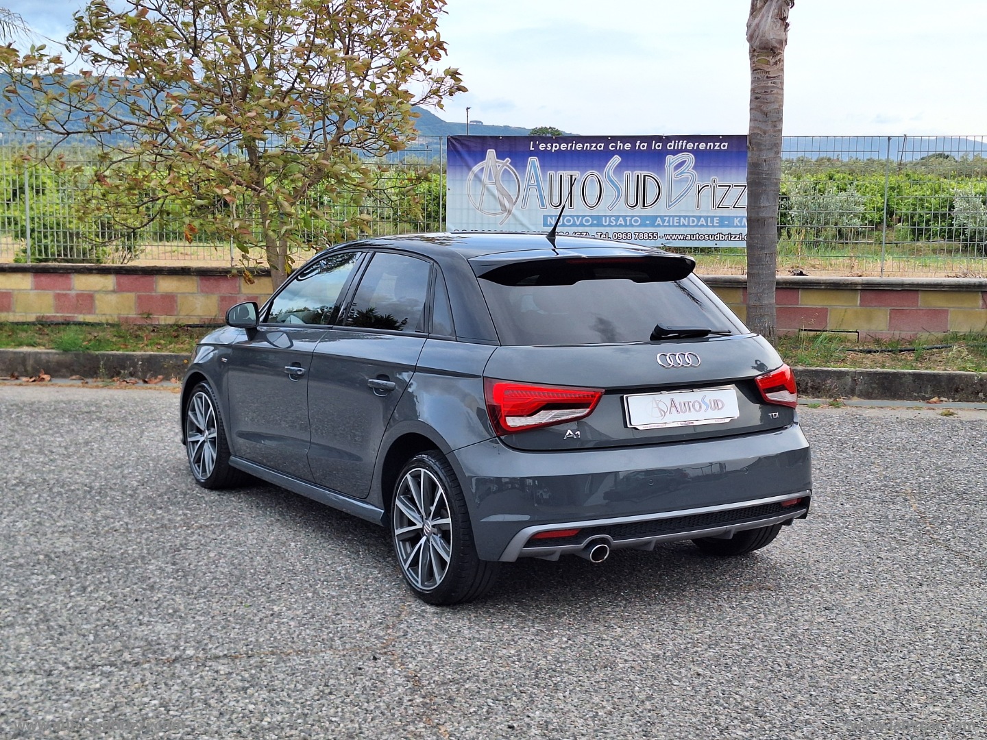 A1 SPB 1.4 TDI S tronic Design NEOPATENTATI - immagine 5