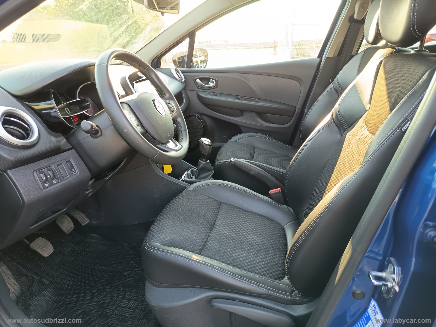 Clio TCe 12V 90 CV S&S 5p. Energy Duel - immagine 5
