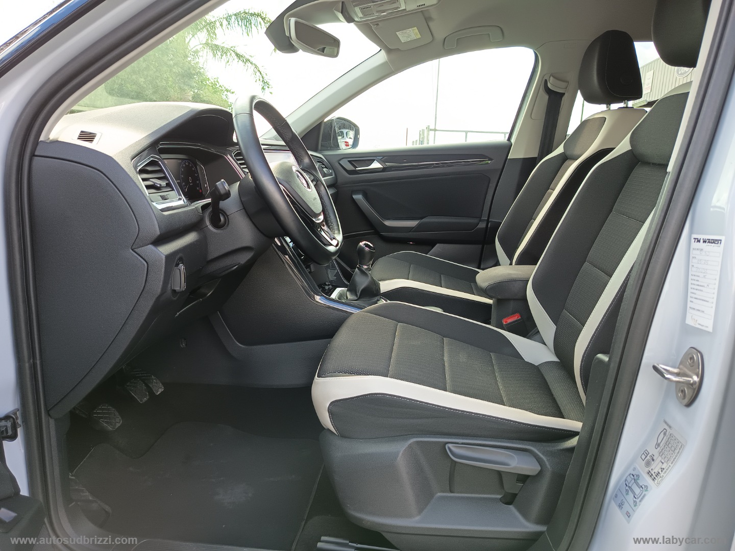 T-Roc 1.6 TDI SCR Advanced BlueMot.Tech. NAVI+RETRO - immagine 5